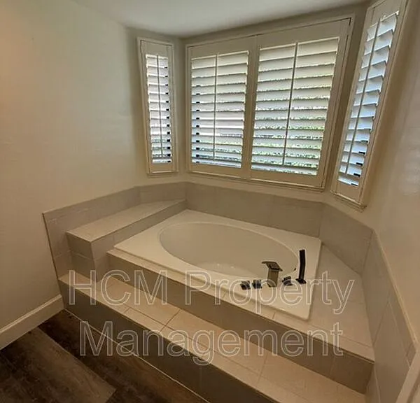 3009 Calle Juarez — Photo 23