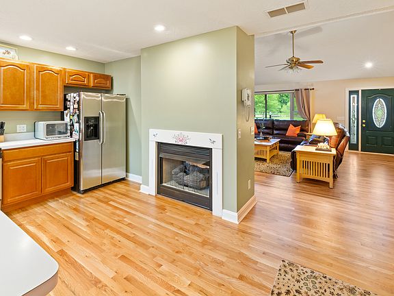 5th image of 2050 Cedarville Rd