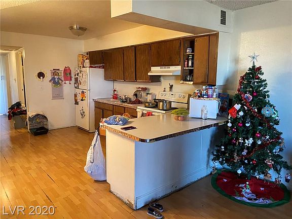 5th image of 2937 Siki Ct Unit 3