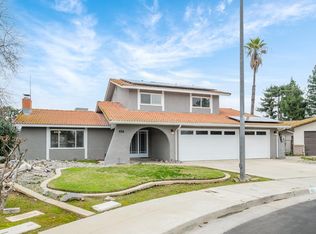 93 N Osmun Ave, Clovis, CA 93612