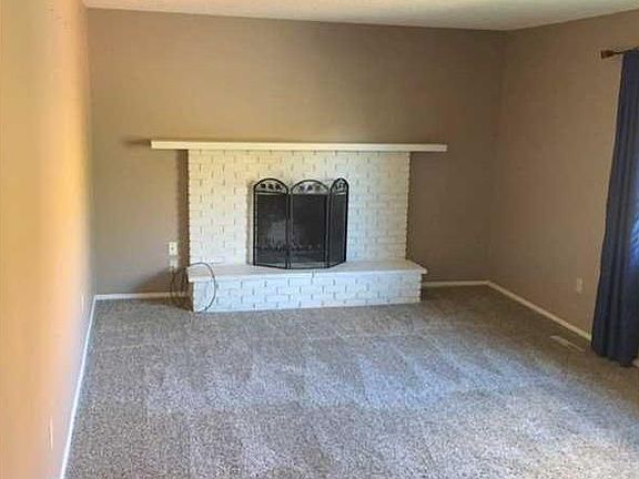 5th image of 3012 Marguerite Blvd