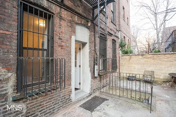 Rented by MNS Marketing | media 19