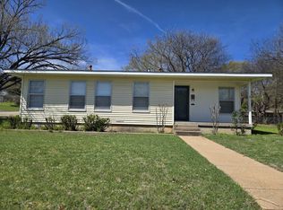 1224 S Lamar St, Weatherford, TX 76086
