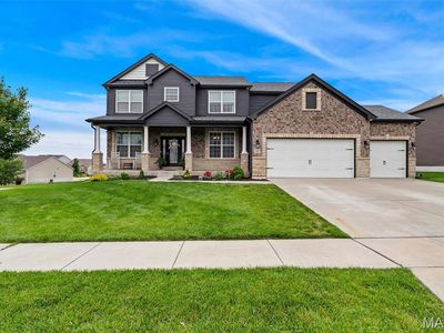 127 Central Park Ave, Wentzville, MO, 63385
