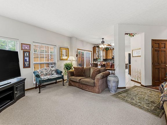 4th image of 4501 Highland Meadows Ct