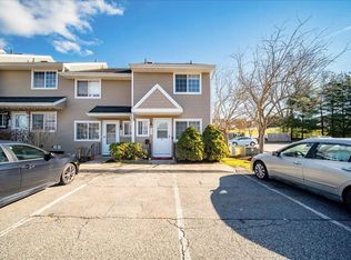 501 Covington Green Ln, Patterson, NY 12563