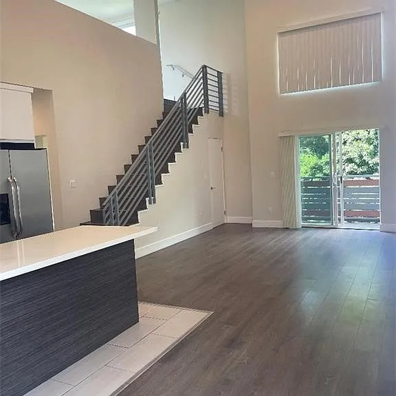 6445 Woodley Ave #204 — Photo 3