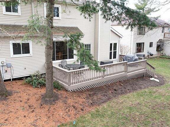 3rd image of 17496 Hampton Pl