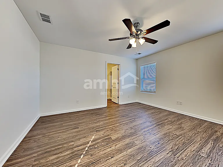 334 Cantley Ct — Photo 10