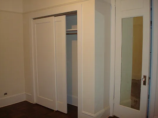 Rented by Metropolitan Equities | media 20