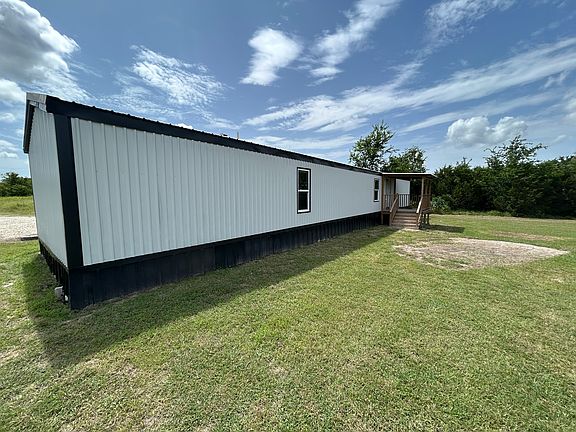 2nd image of 820 Depot Unit 21