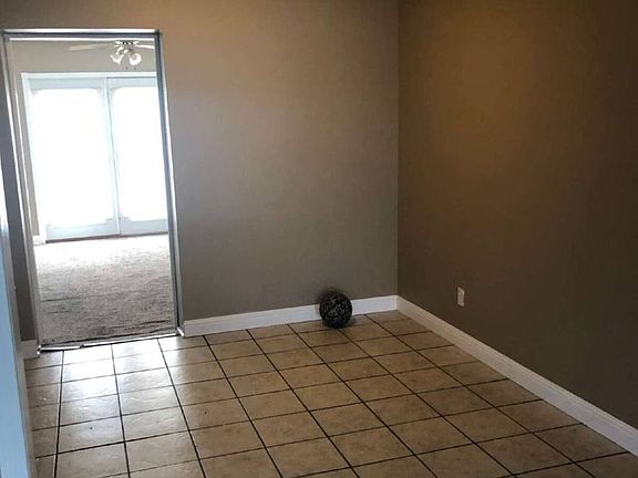 5th image of 2915 Planters Dr