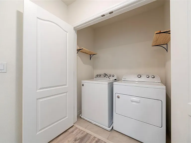 265 Feltrim Reserve Blvd — Photo 35