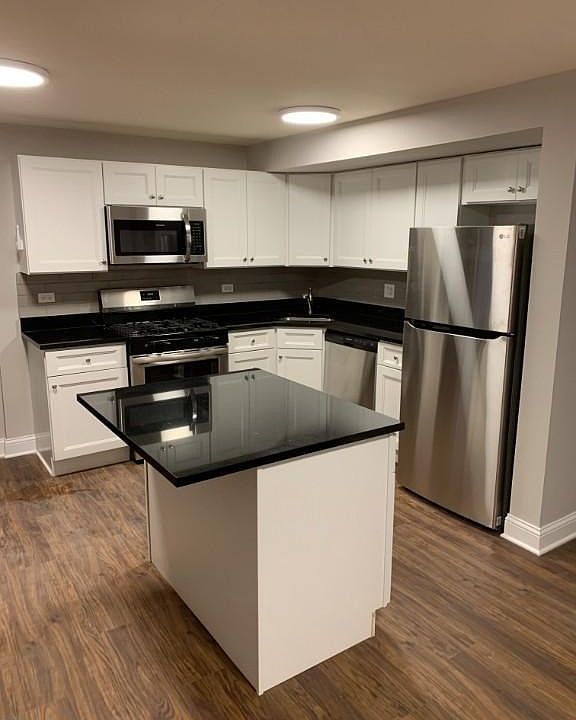 1st image of 5740 N Winthrop Ave #1722