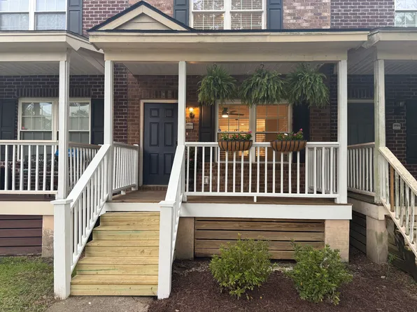 1512 E Henry St, Savannah, GA 31404