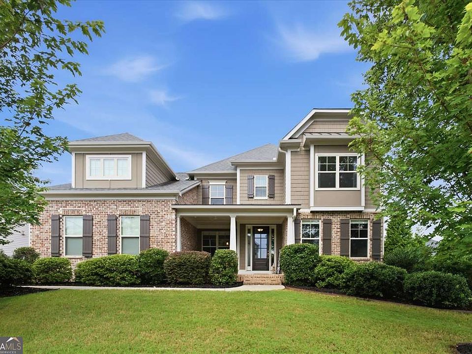 1st image of 415 Amber Way