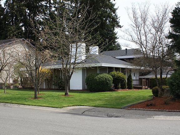 Large Landscaped Corner Culdesac  Lot