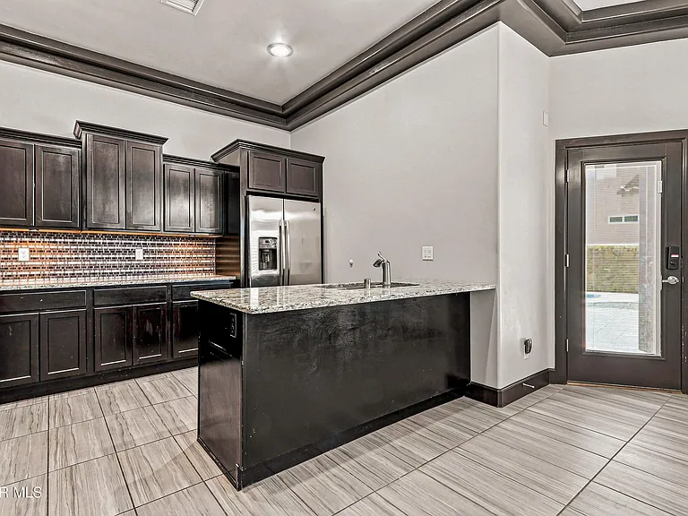 12744 Midland Ct — Photo 38