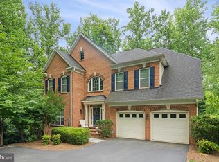 4005 Hummer Rd, Annandale, VA 22003