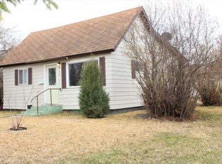 516 E Bell St, Glendive, MT 59330