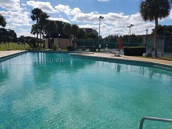 4th image of 3751 Environ Blvd APT 439