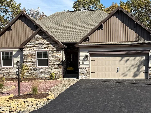 9 Tulip Tree Ln, Hazleton, PA 18202