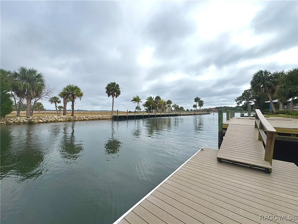 3 bed, 1660 sqft, $3,000 — Photo 1
