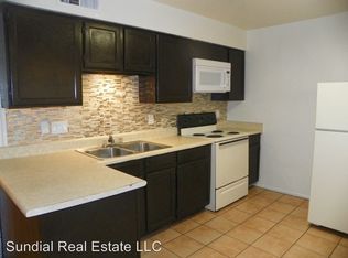 657 E Brown Rd, Mesa, AZ 85203