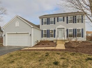 120 Riverwalk Ln, Port Barrington, IL 60010