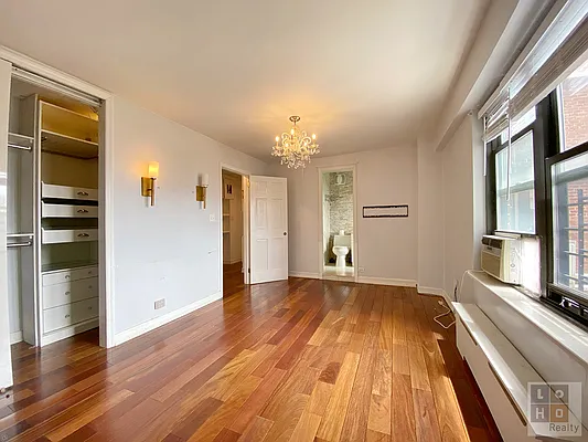 Rented by LoHo Realty | media 5