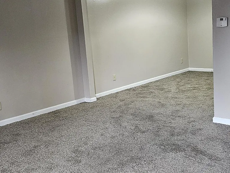 12 Bryant Ln #3 — Photo 8