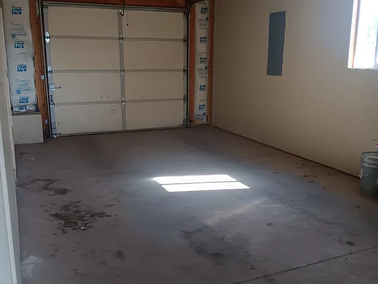314 Ash Ct — Photo 12