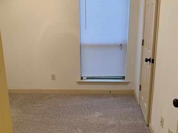 4th image of 2816 Mary Kathryn Ct