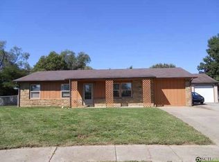 205 Glasgow Dr, Edinburgh, IN 46124