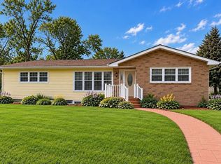 135 S 5th St, Warren, MN 56762