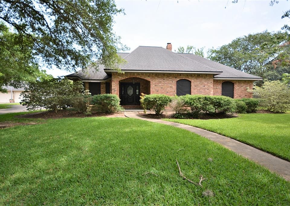 1st image of 441 Huckleberry Dr