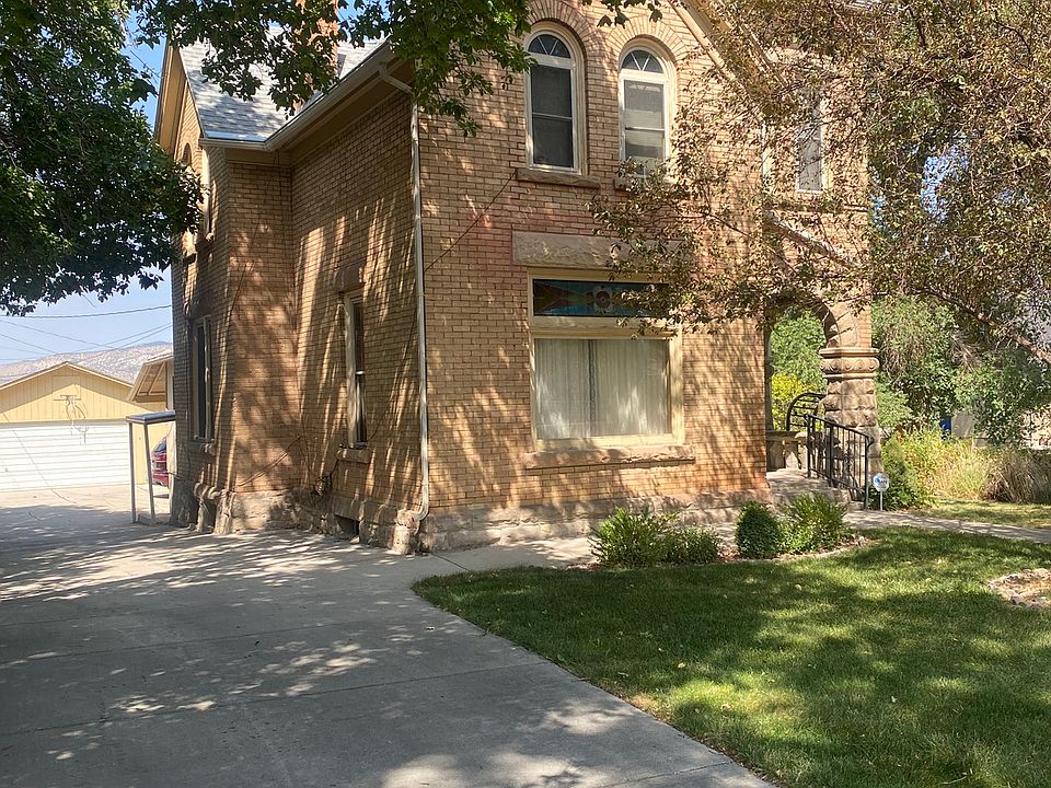 1st image of 444 S Main St