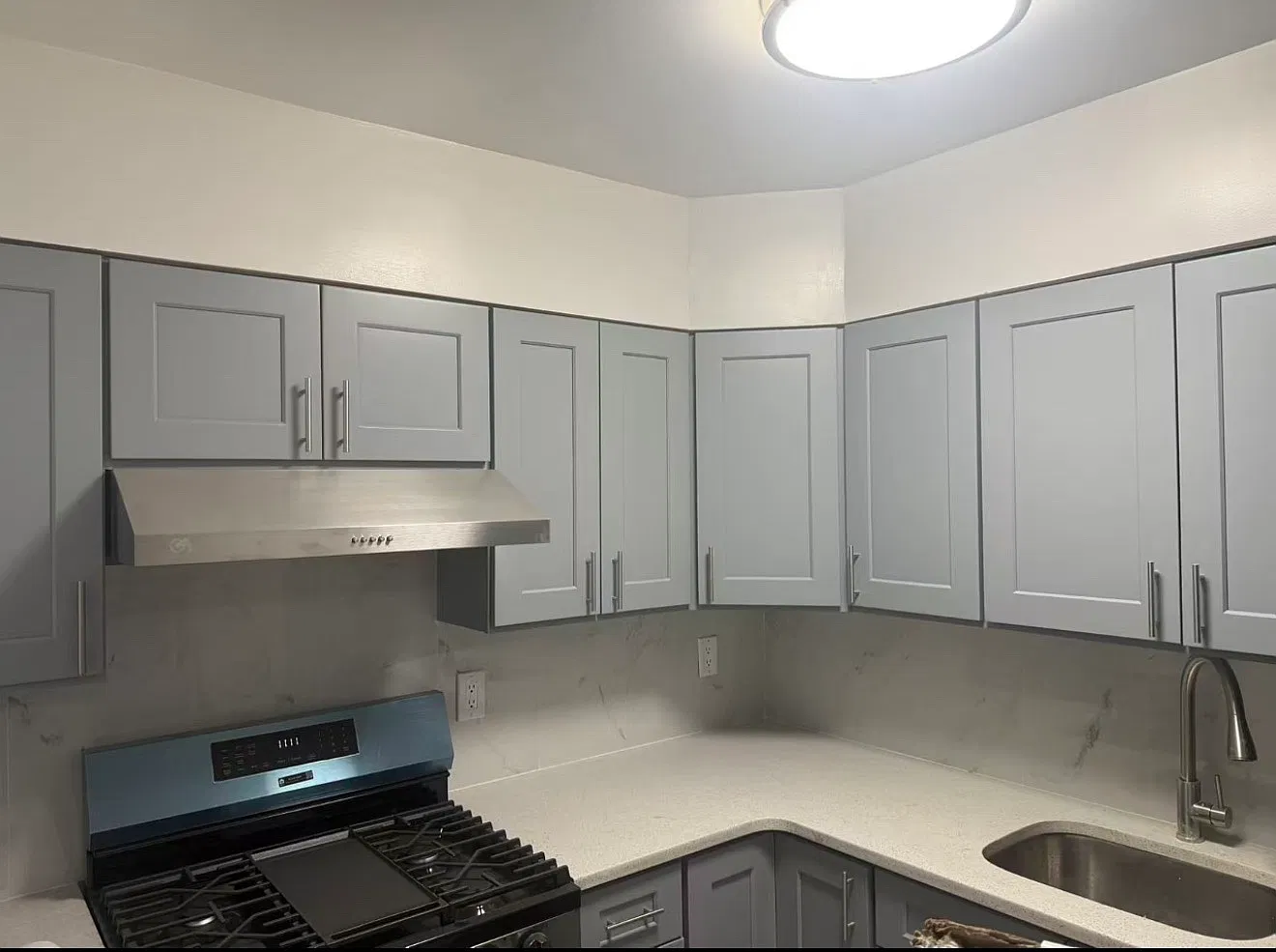 Linden Pl, Flushing — Photo 1