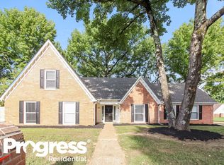 7389 Old Dominion Ct, Memphis, TN 38125