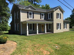 1069 Golf Course Rd, Halifax, VA 24558