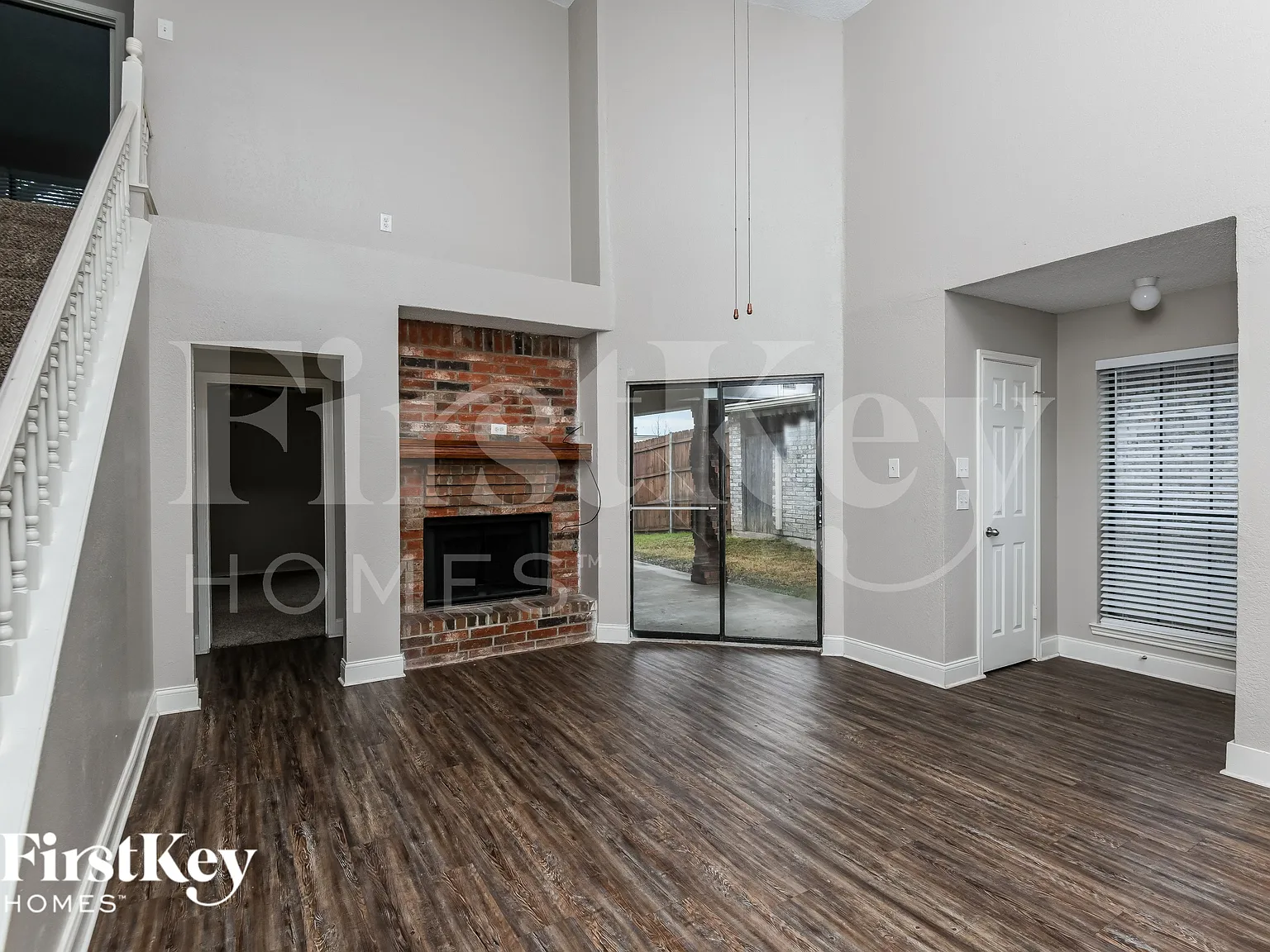 3 bed, 2.0 bath, 1618 sqft, $1,835 — Photo 2