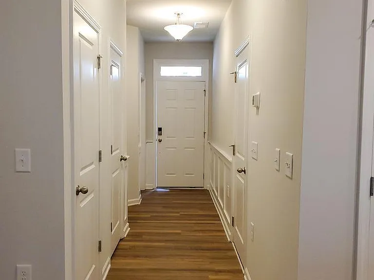6137 Beale Loop — Photo 4