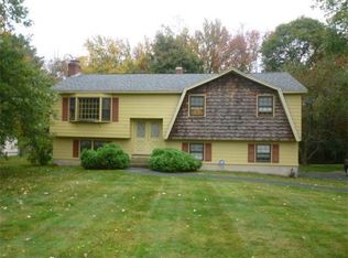 21 Poe Rd, Billerica, MA 01821