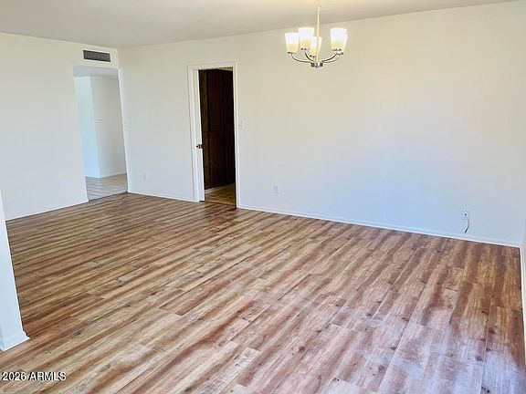 5th image of 5141 E Blanche Dr