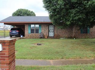 127 Oakshire St, Osceola, AR 72370