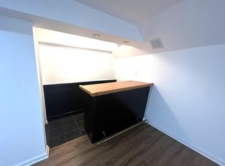 5203 Essex Ln, Mount Laurel, NJ 08054