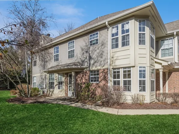 570A Portsmith Ct #A, Crystal Lake, IL 60014