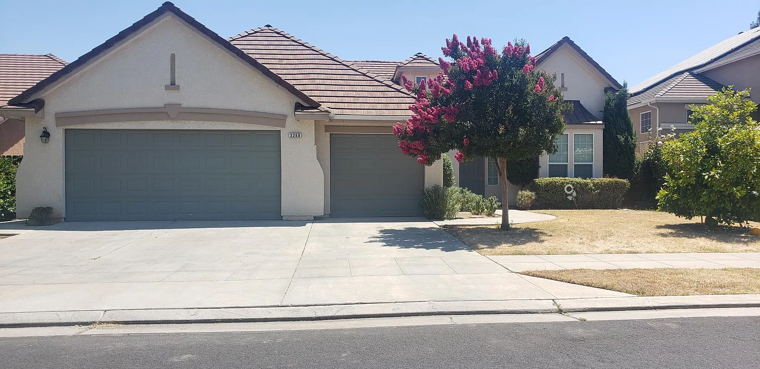3268 Rialto Ave photo 1