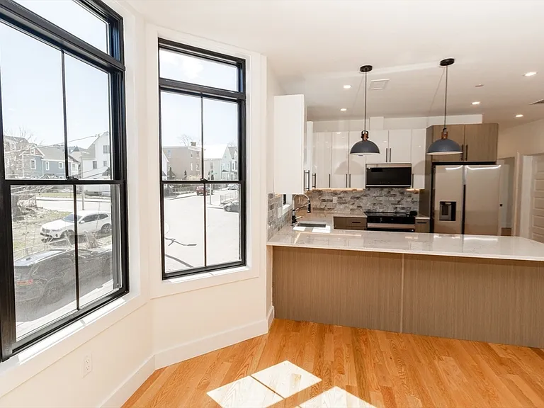 30 Clifton St #30B — Photo 7