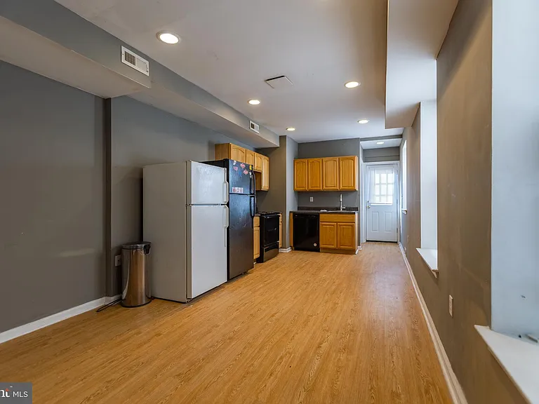 1706 N Willington St — Photo 10